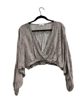 Little Lie Women's S Cheetah Print V-Neck Blouse Batwing Sleeve Casual